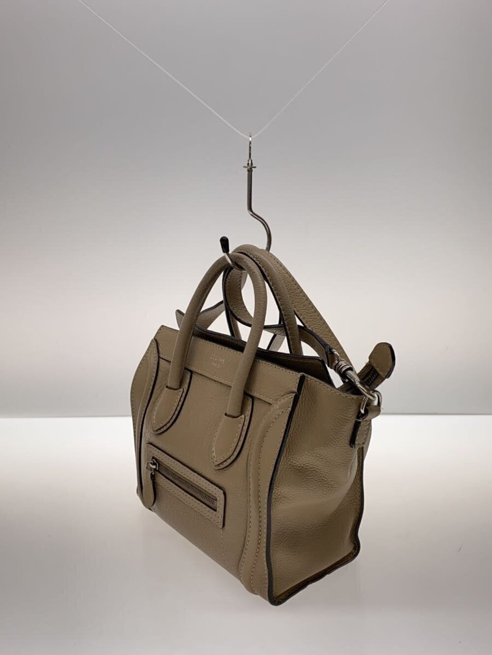 Celine Luggage grained calfskin beige taupe Shopper Tan Gray